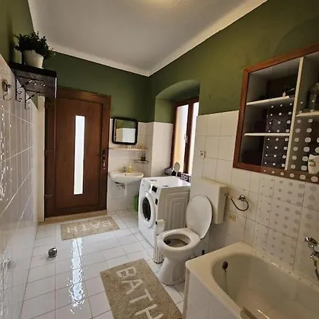 Old Palace * Selca (Brac)