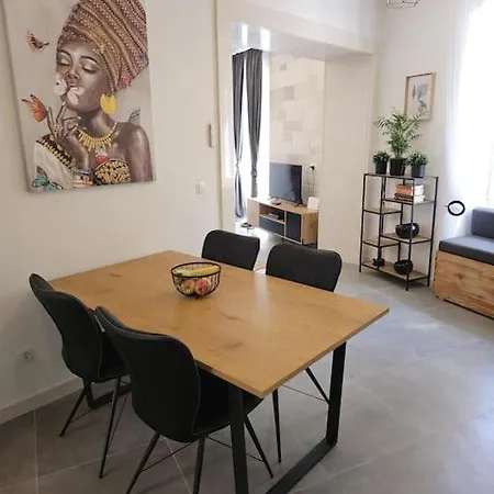 Old Palace Selca (Brac)