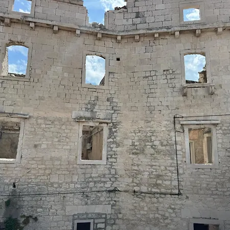 Old Palace *