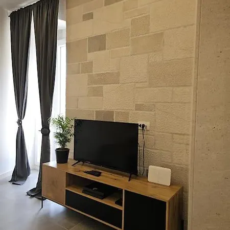 Old Palace * Selca (Brac)